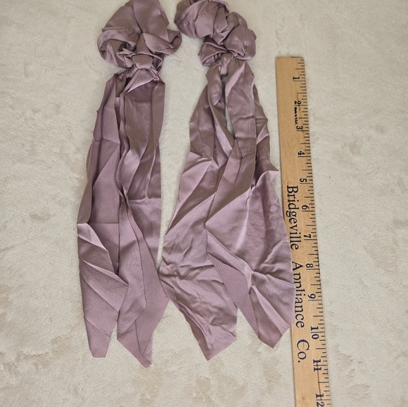 (2) London Charlie Amy 3-Piece Scrunchie Sets - Picture 4 of 6